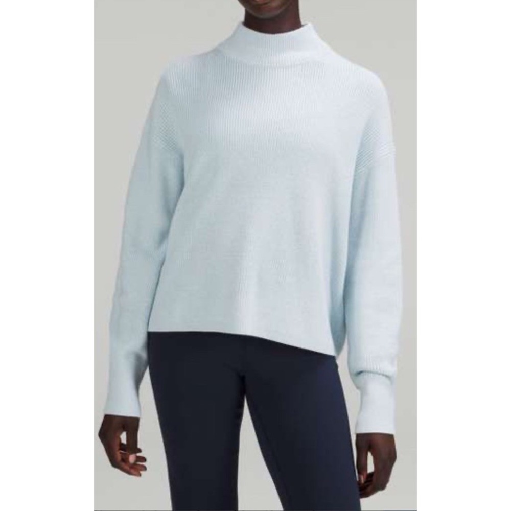 Lululemon Cropped Merino Wool Blend Ribbed Turtleneck Sweater Lt Blue Sz 8